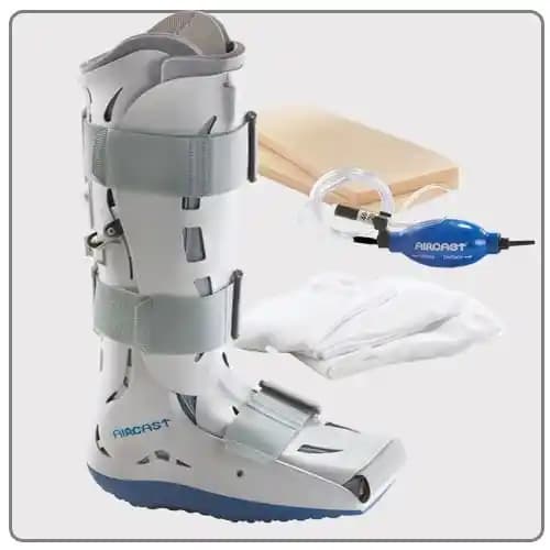 Yürüme Botları: Şıklık ve Konforu Bir Arada Sunan Güncel Moda Trendleri