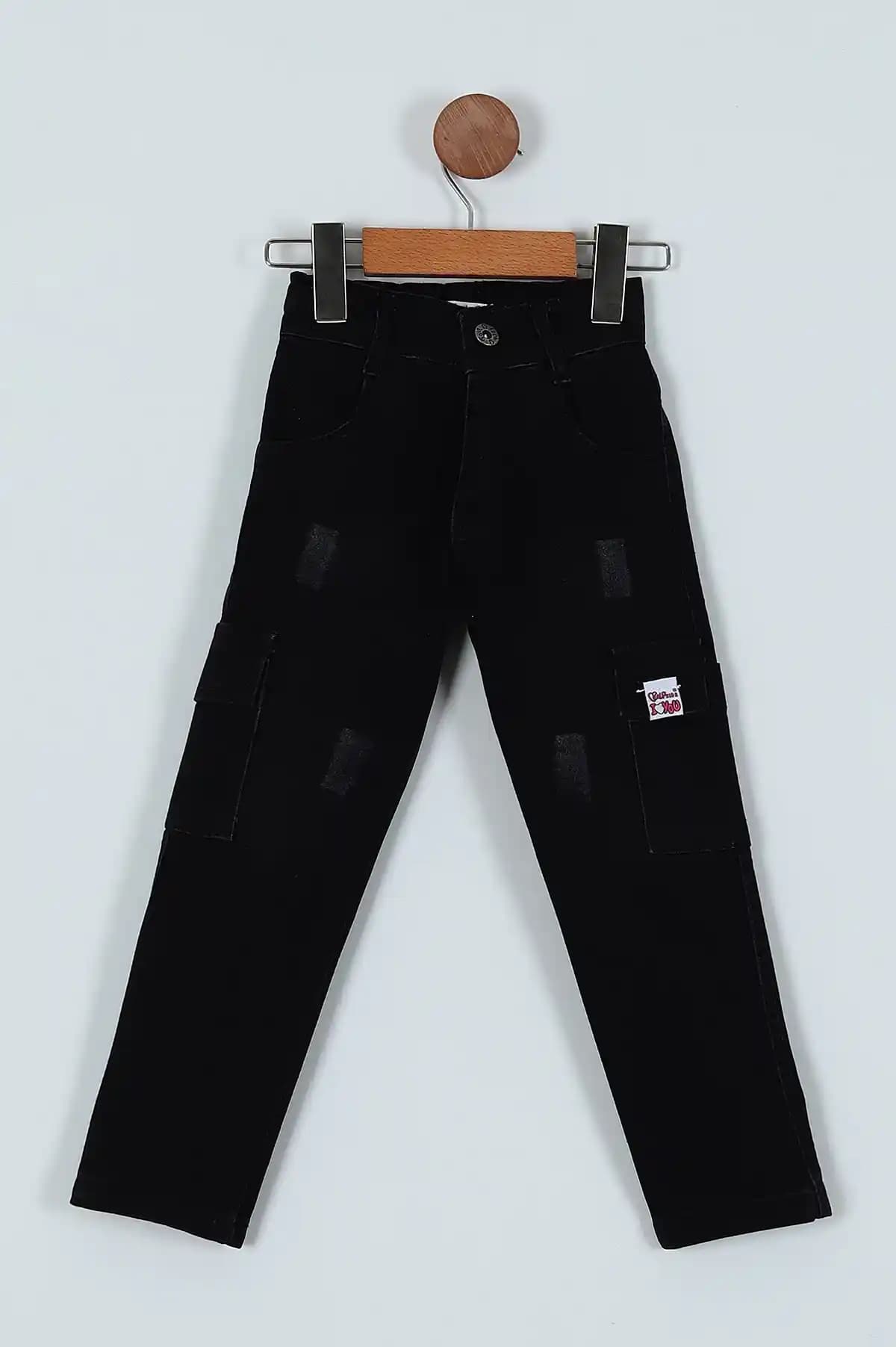 12 Yaş Çocuklar İçin Siyah Pantolon Seçenekleri ve Stil İpuçları