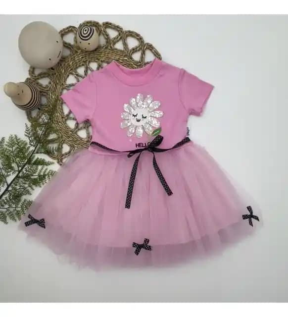 3 Yaş Kız Çocukları İçin Moda ve Konfor Uyumunu Sağlayan Elbise Seçenekleri