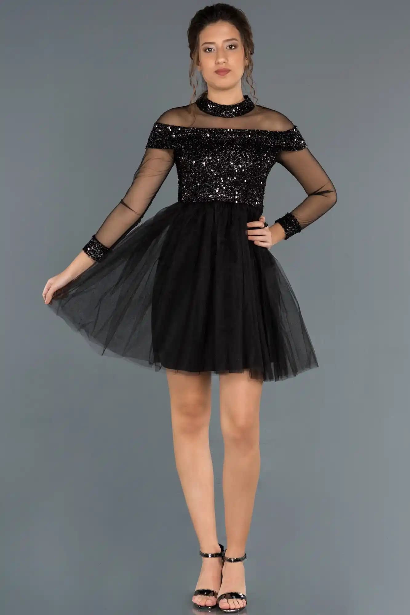 4. Sınıf Mezuniyet Elbiseleri: Trendleri Yansıtan Uygun Fiyatlı Çocuk Kıyafetleri