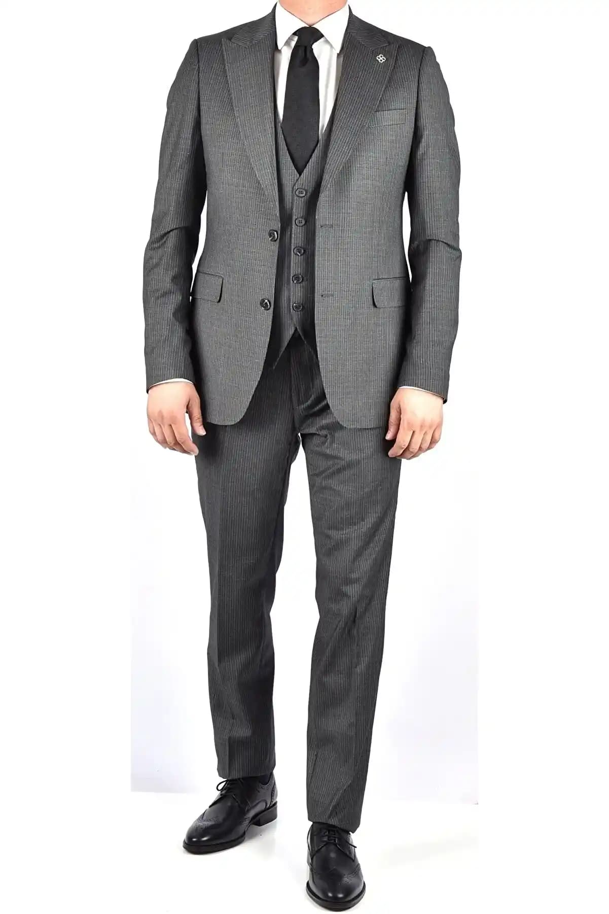 54 Beden Takım Elbise Modelleri ve Stil Önerileriyle Kendine Özgü Şıklık