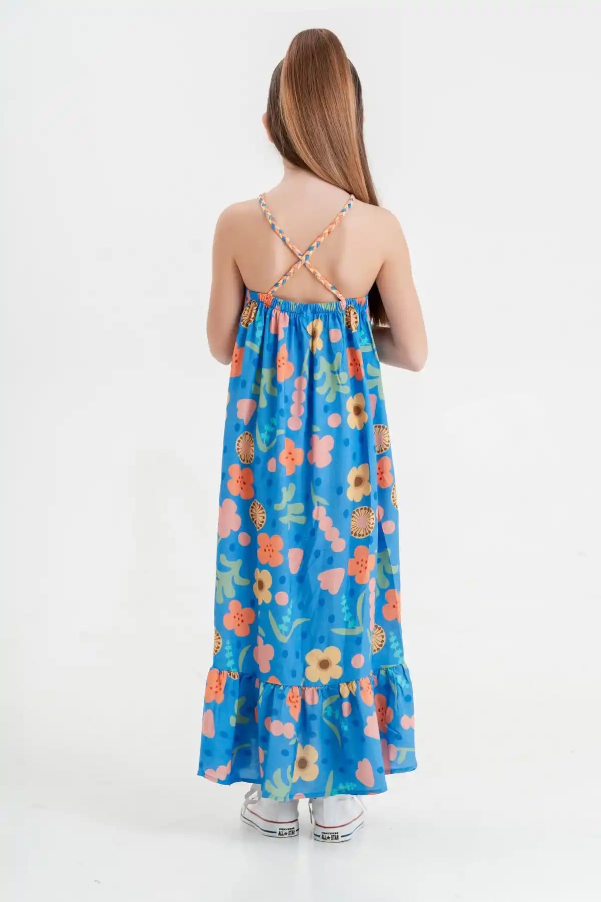 6 Yaş Kız Çocukları İçin Elbise Seçimi ve Moda Trendleri Analizi