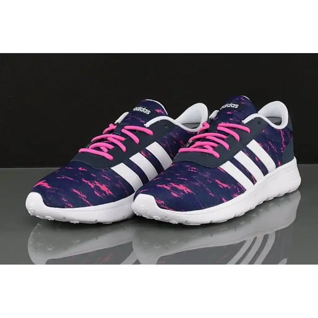 Adidas Bayan Spor Ayakkabıları Moda ve Konforu Bir Arada Sunan En İyi Seçenekler