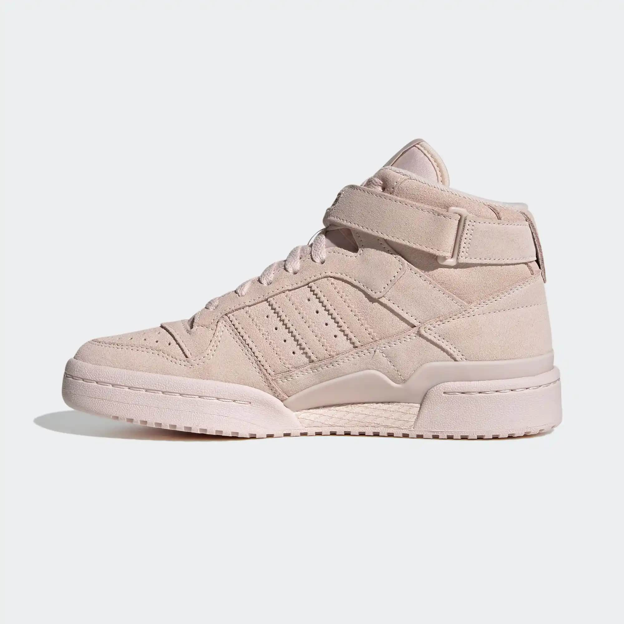 Adidas Forum Mid Pembe: Modern ve Şık Renkli Sneakers Modanın Kalbinde