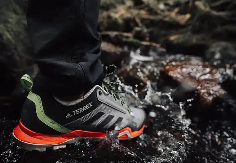 Adidas Kışlık Ayakkabılar: Fonksiyonellik ve Şıklığı Bir Arada Sunan Modeller