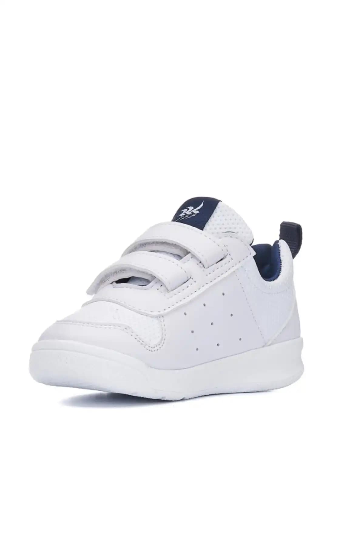 Adidas Ortopedik Bebek Ayakkabıları: Moda ve Sağlığın Uyumlu Buluşması