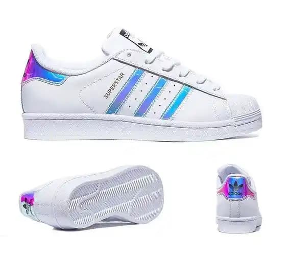 Adidas Superstar Hologram: Moda ve Teknolojinin Buluşmasıyla Geleceğin Tasarımı