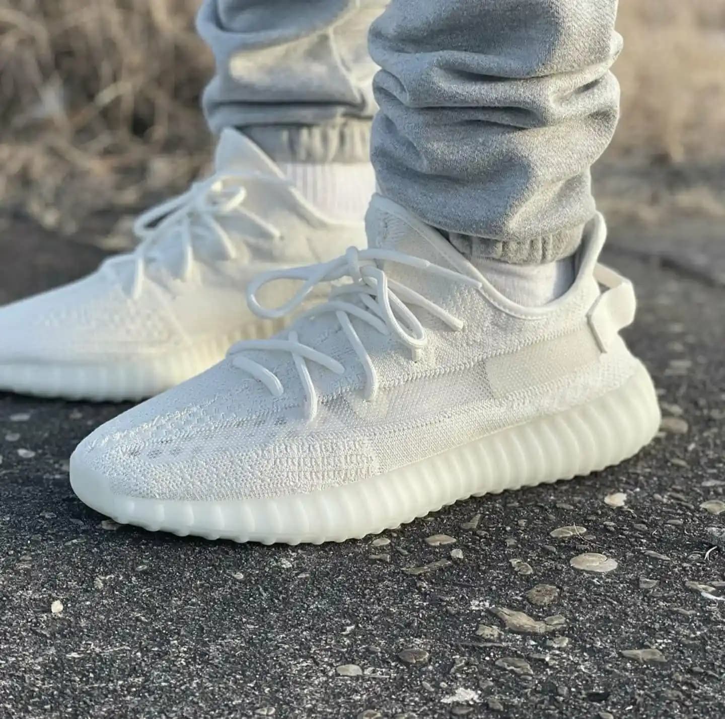 Adidas Yeezy 350 Modada Yenilikçi Bir Stil İkonu ve Güncel Trendler