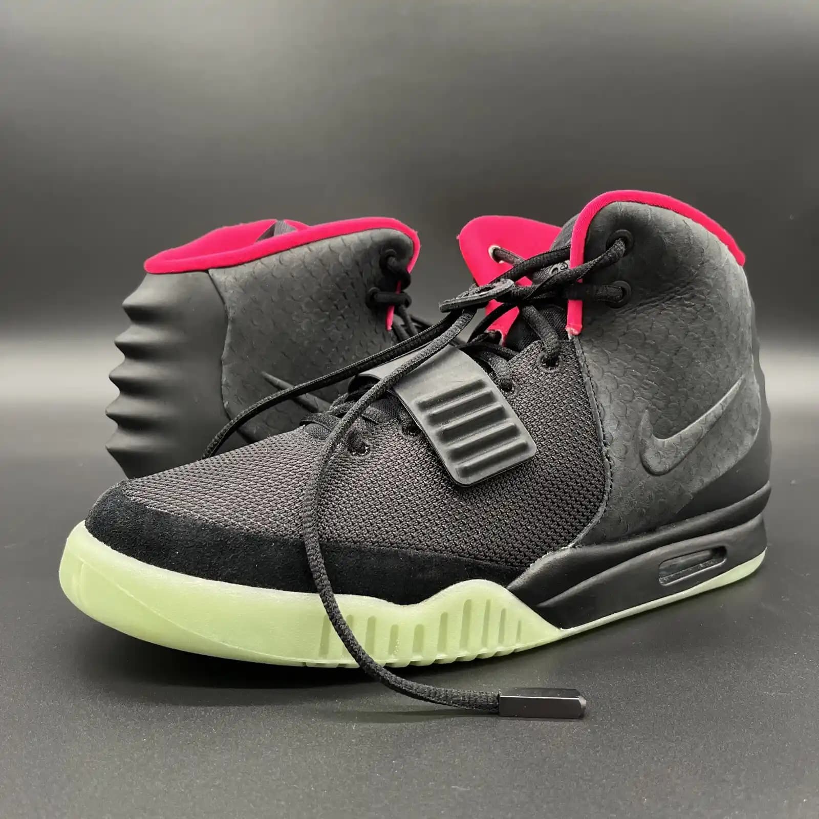 Air Yeezy Modada Efsanevi Bir İmza: Tasarım, Tarihçe ve Stil İpuçları