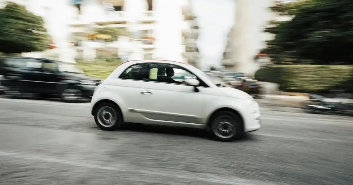 Airforce Bağcık Trendleri: Stil ve Fonksiyonelliğin Buluştuğu Moda Detayı