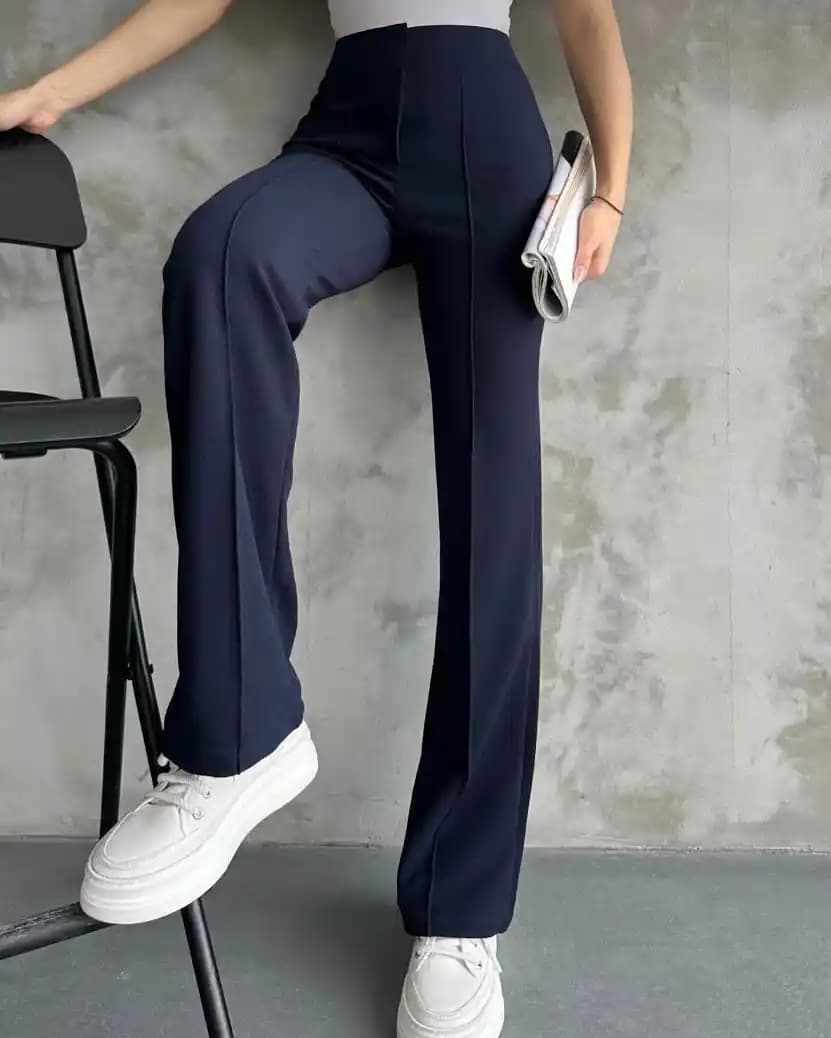 Alt Giyim Trendleri ve Seçenekleri: Stiliniz İçin Güncel Moda Rehberi