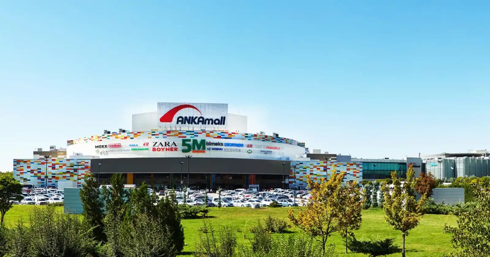 Ankamall ve Lufian İşbirliğiyle Moda Dünyasında Güncel Trendler ve Tarzın Yansıması