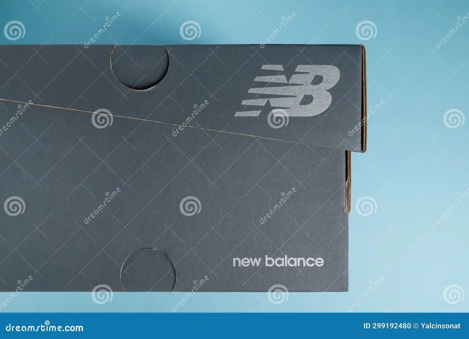 Antalya'da Moda ve Yeni Balance Ayakkabı Trendleri Şehirdeki Güncel Seçenekler