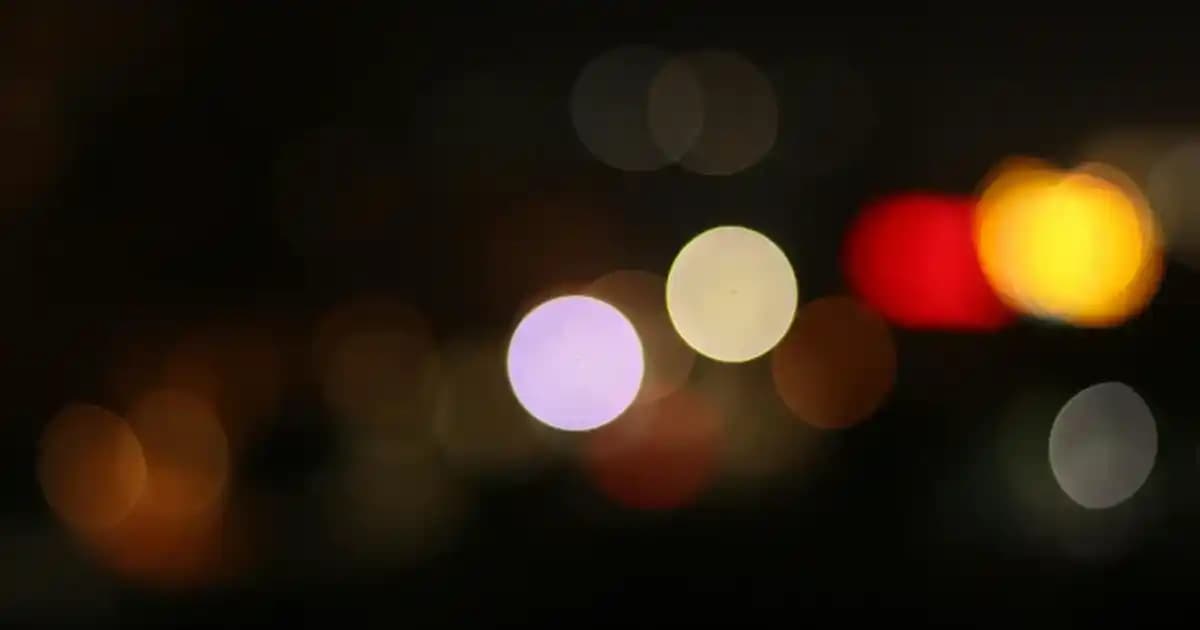 Armani Erkek Botlarıyla Şıklık ve Konforu Bir Arada Sunan Modern Koleksiyon