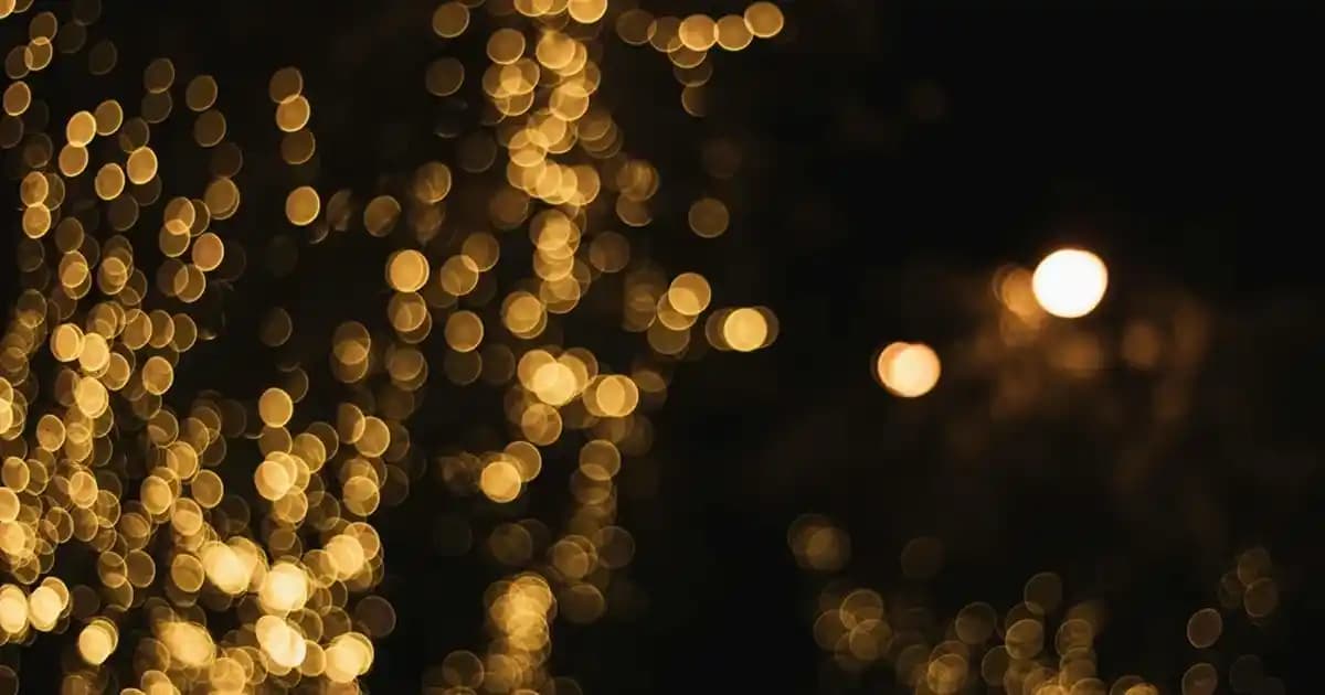 Armürlü Pantolonlar: Geleneksel Motiflerle Modern Moda Trendlerini Yansıtan Şık Parçalar