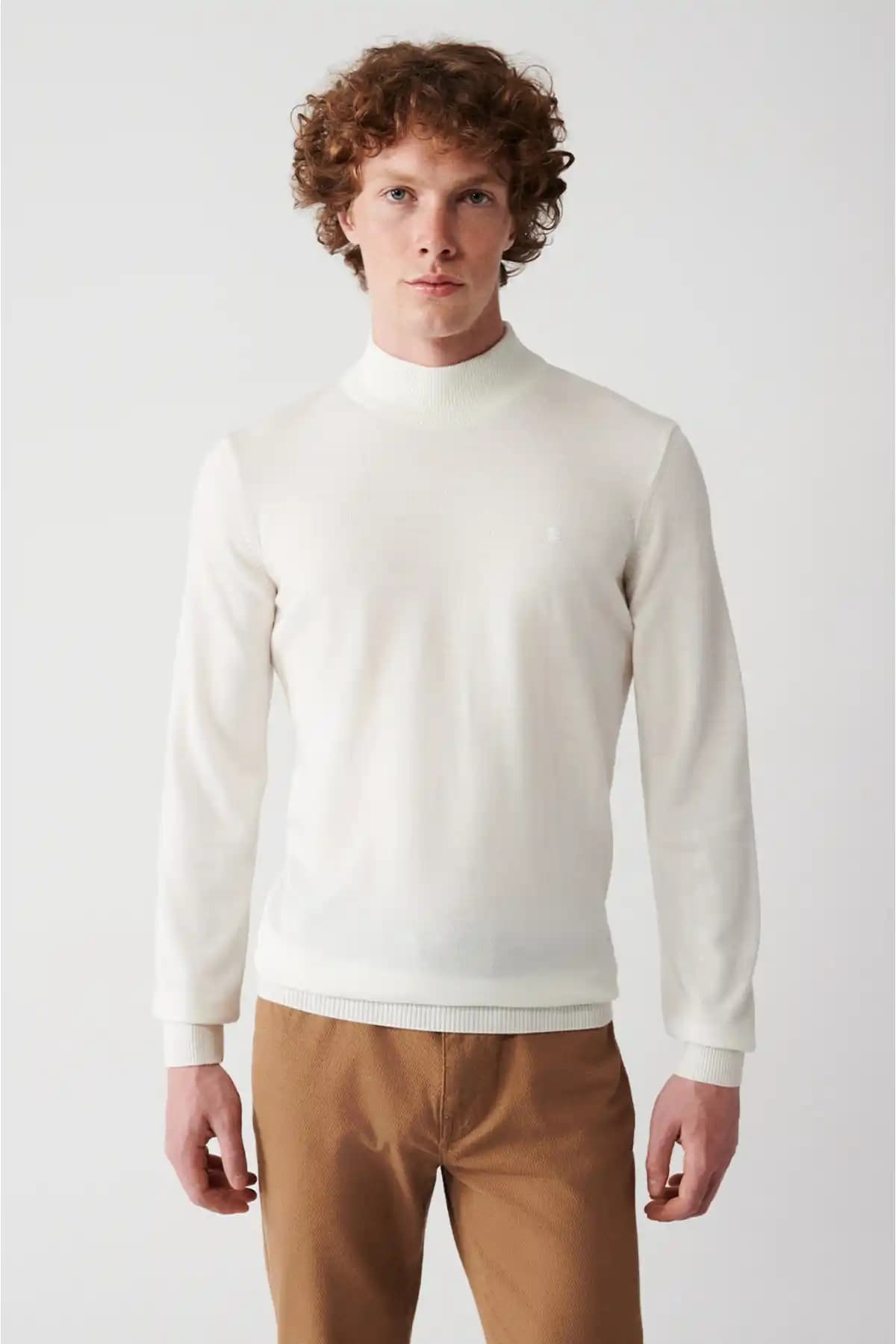 Avva Boğazlı Kazaklar: Moda ve Konforu Bir Arada Sunan Kış Koleksiyonu