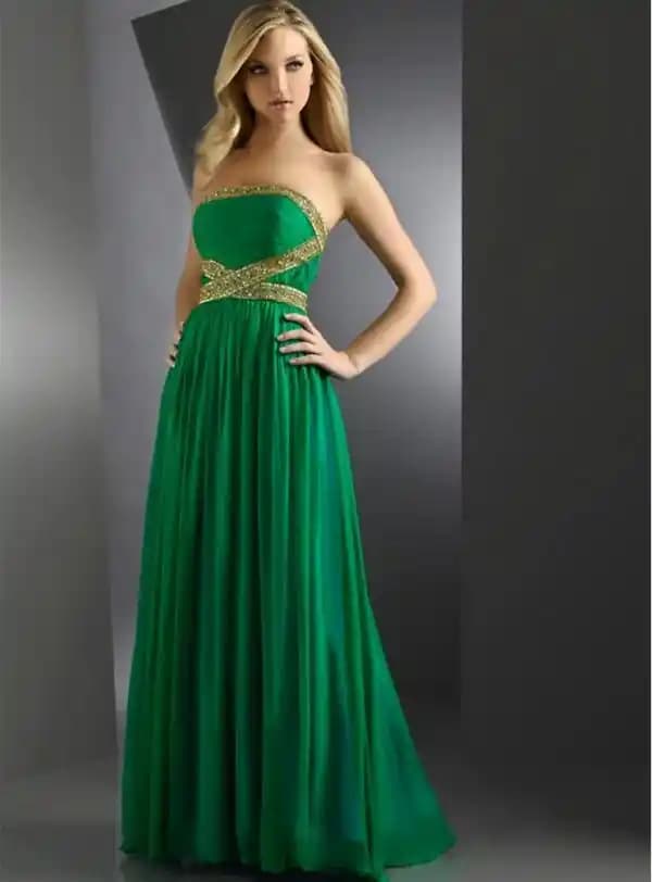 Balo Elbisesi Seçimi ve Trendleri: Şıklık ve Zarafetin En İyi Yolu