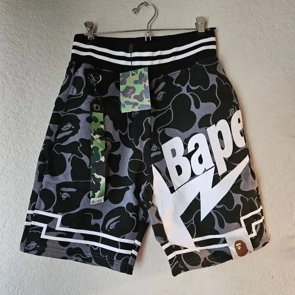 BAPE: Japon Sokak Modasının Kültürel İkonu ve Global Marka Yükselişi