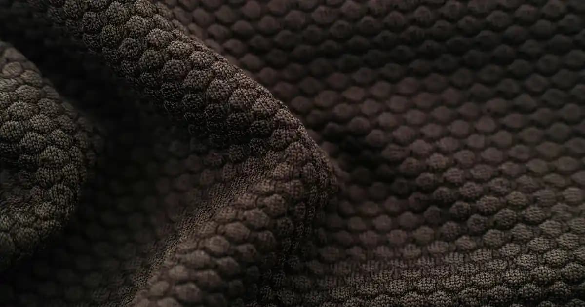 Bayan Alt Giyiminde Güncel Trendler ve Stil İpuçlarıyla Şıklığa Ulaşın