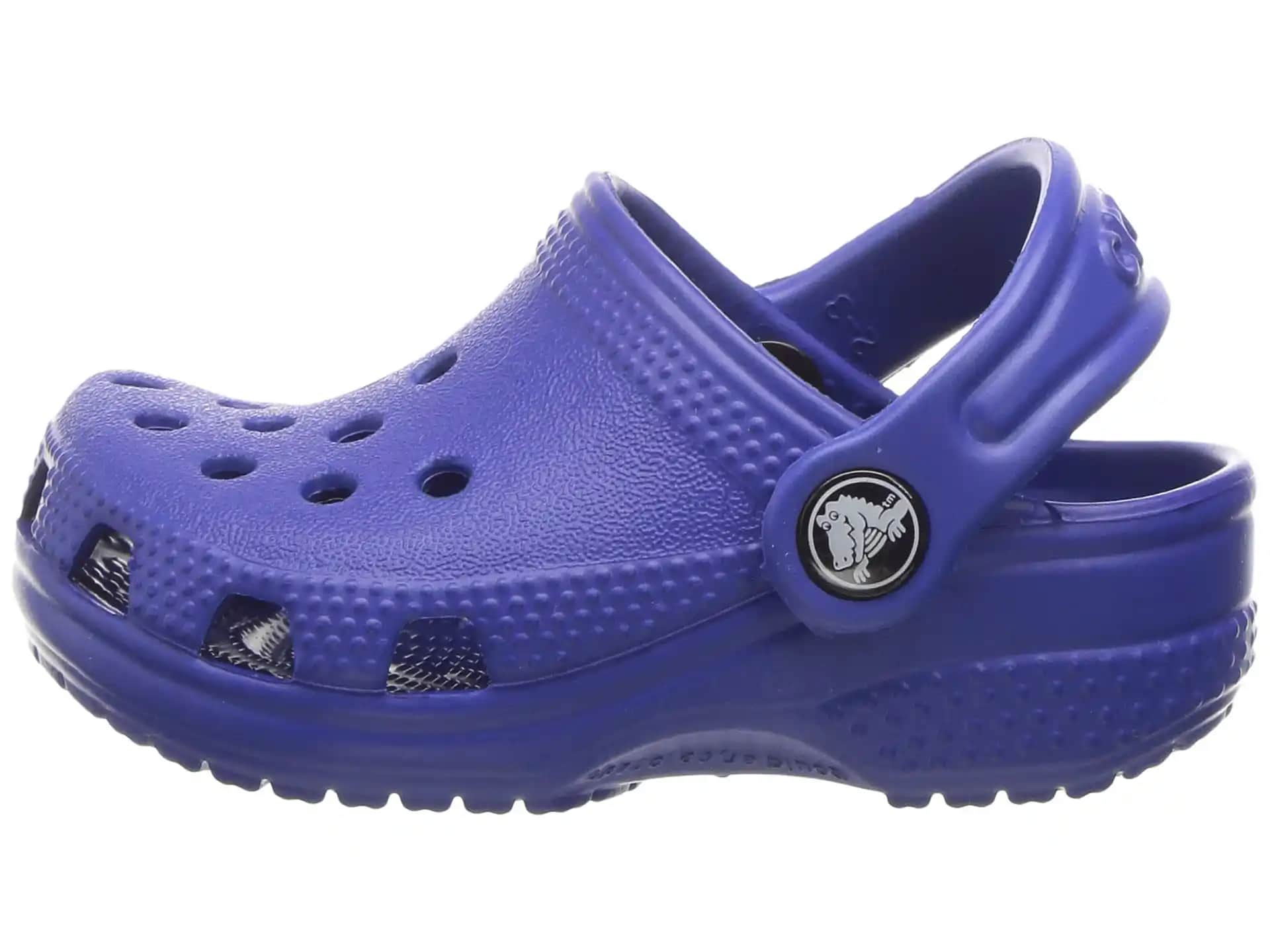Bebekler ve Çocuklar İçin Crocs Ayakkabılarında Moda ve Konforun Buluşması