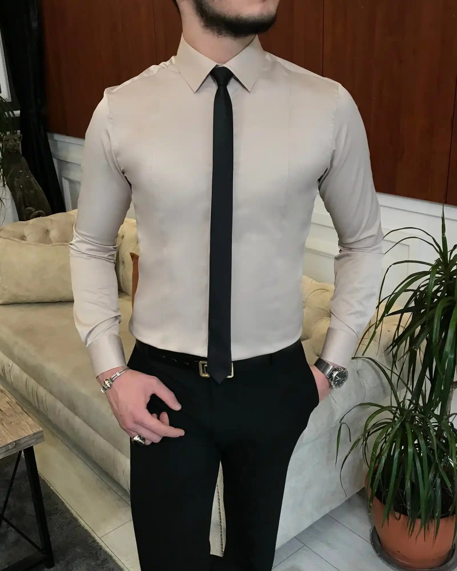 Bej Kravat Modası ve Stil İpuçları: Zarif ve Çok Yönlü Kombinasyonlar