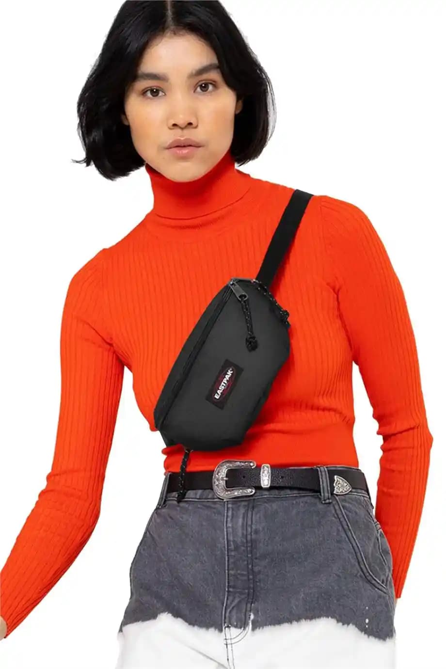 Bel Çantası ve Eastpak Markasıyla Moda Dünyasında Fonksiyonellik ve Stil Bir Arada