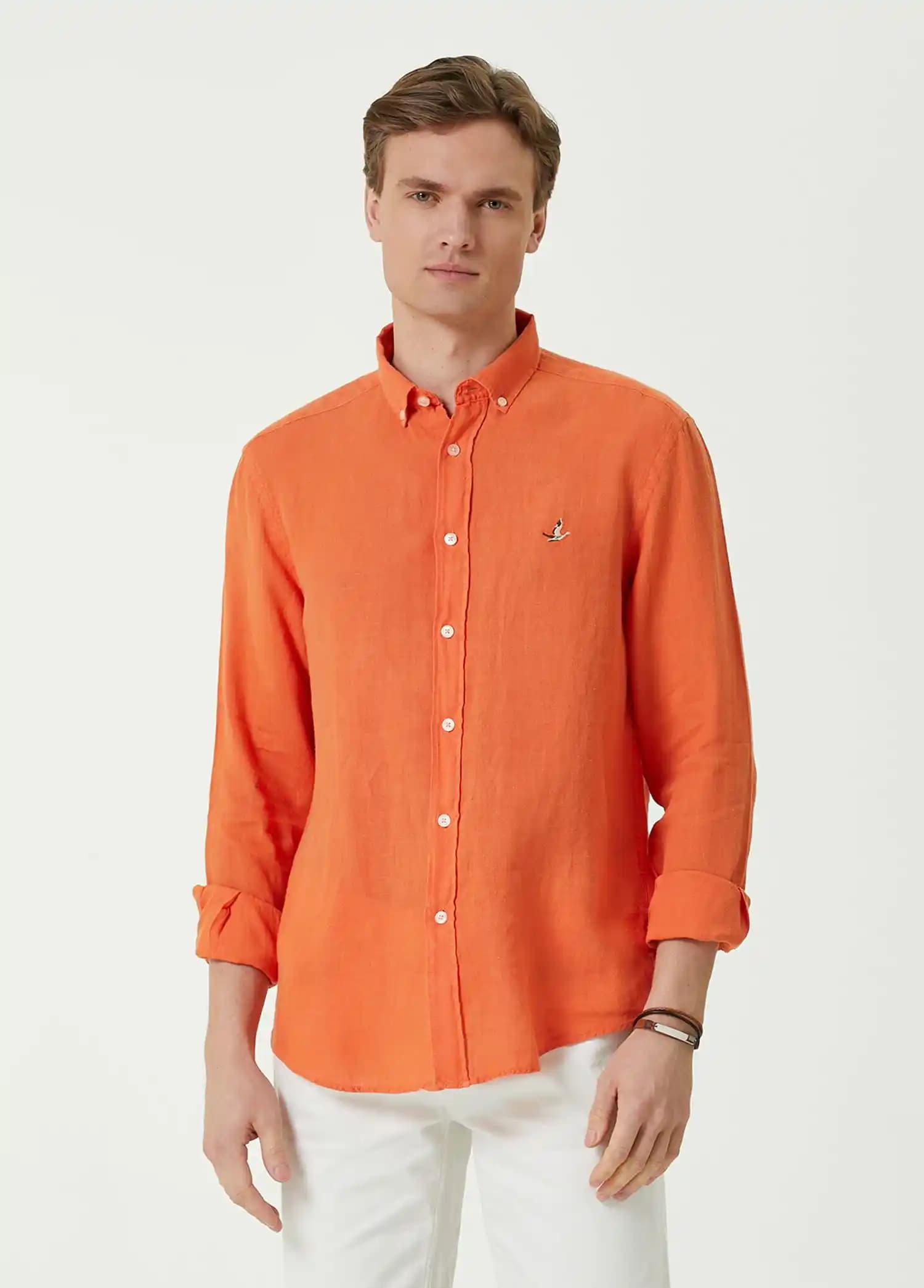 Beşyıl Gömlekler: Geleneksel ve Modern Tasarımlarla Zamansız Moda Tercihi