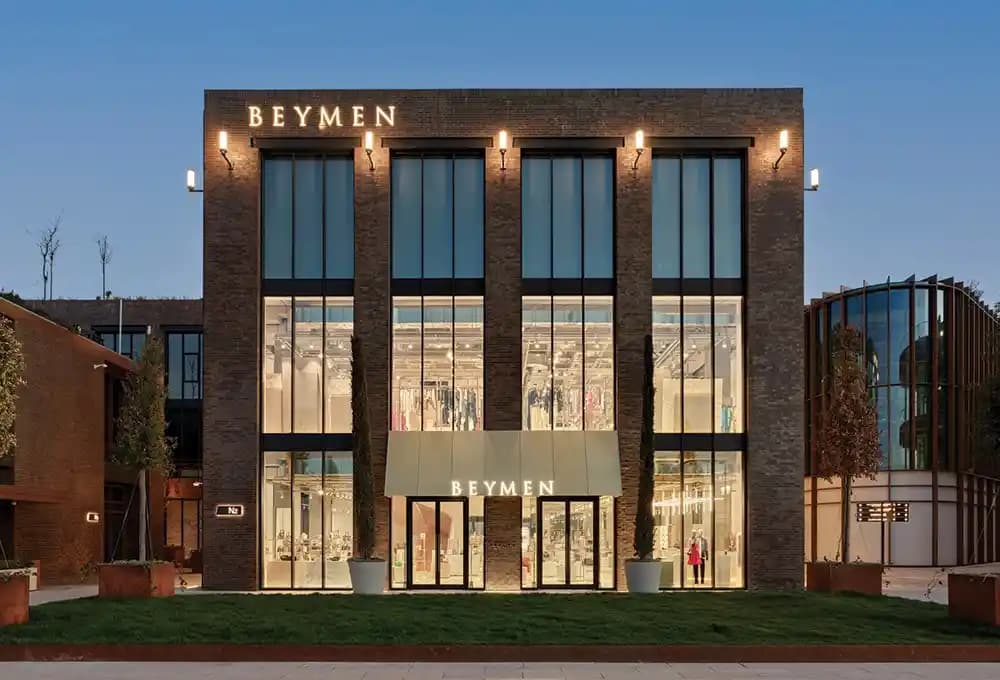 Beymen Galataport: İstanbul'un Moda Merkezi ve Yenilikçi Alışveriş Deneyimi
