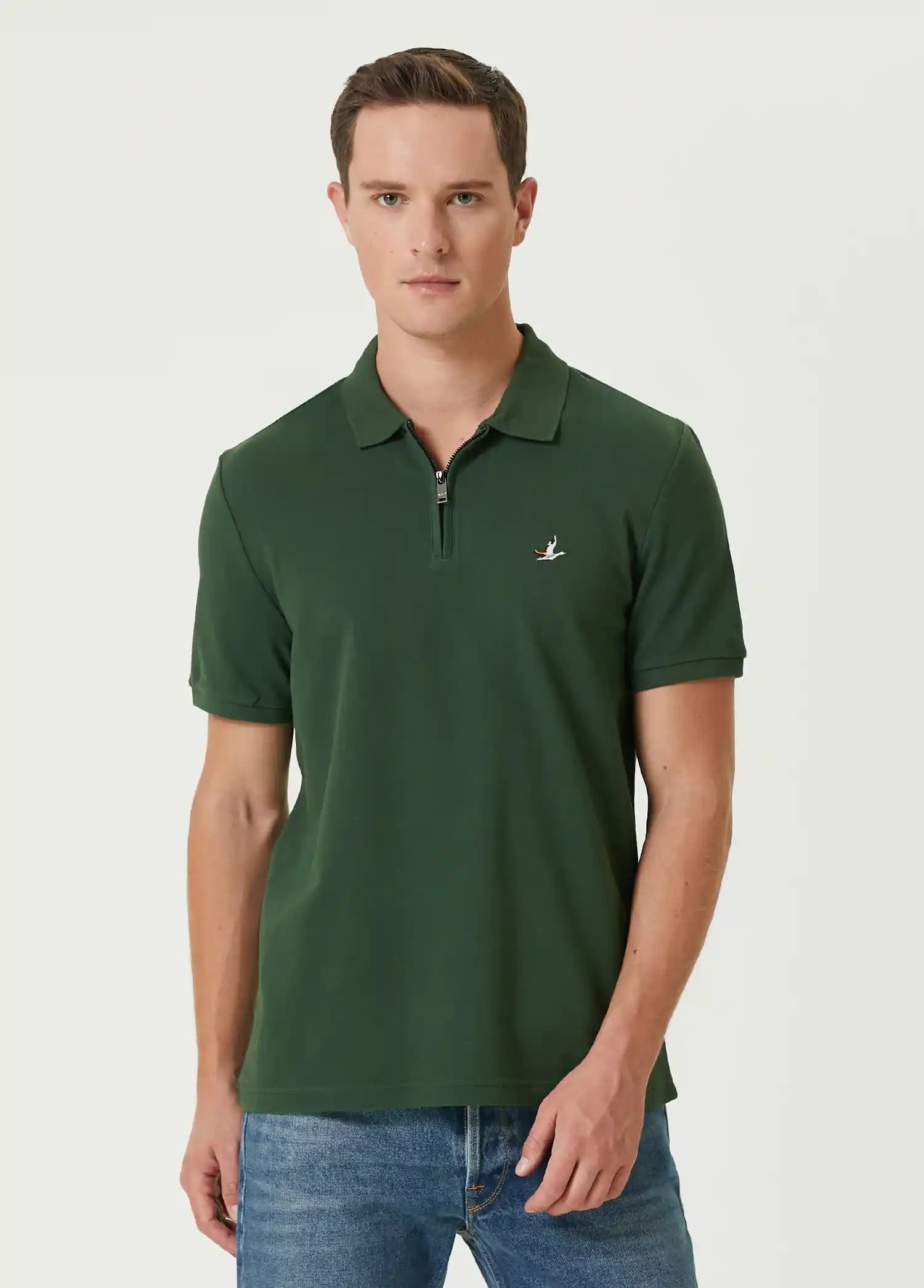 Beymen Polo Yaka Tişörtler: Moda ve Konforun Buluştuğu Şık Parçalar