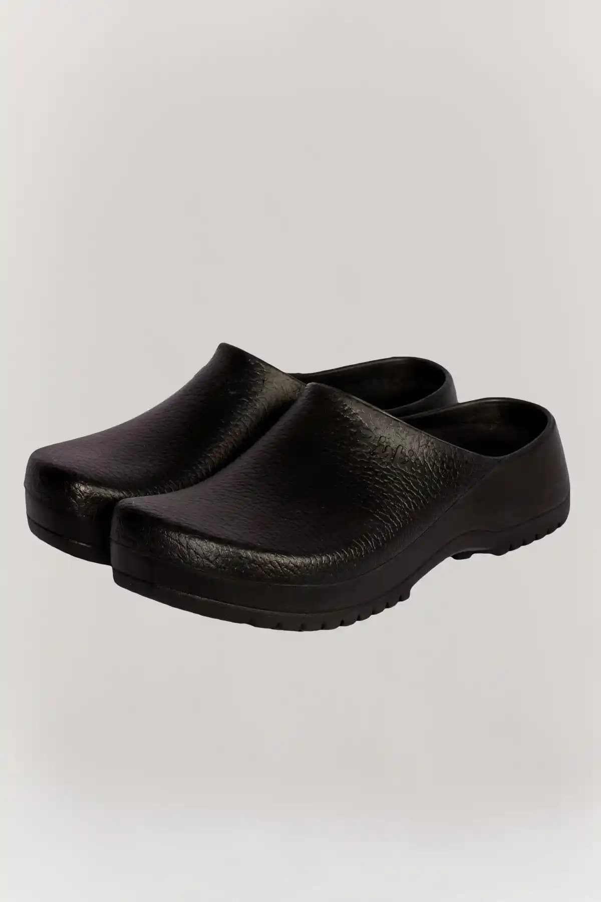 Birkenstock Mutfak Terlikleri: Konfor ve Şıklığın Modern Buluşması