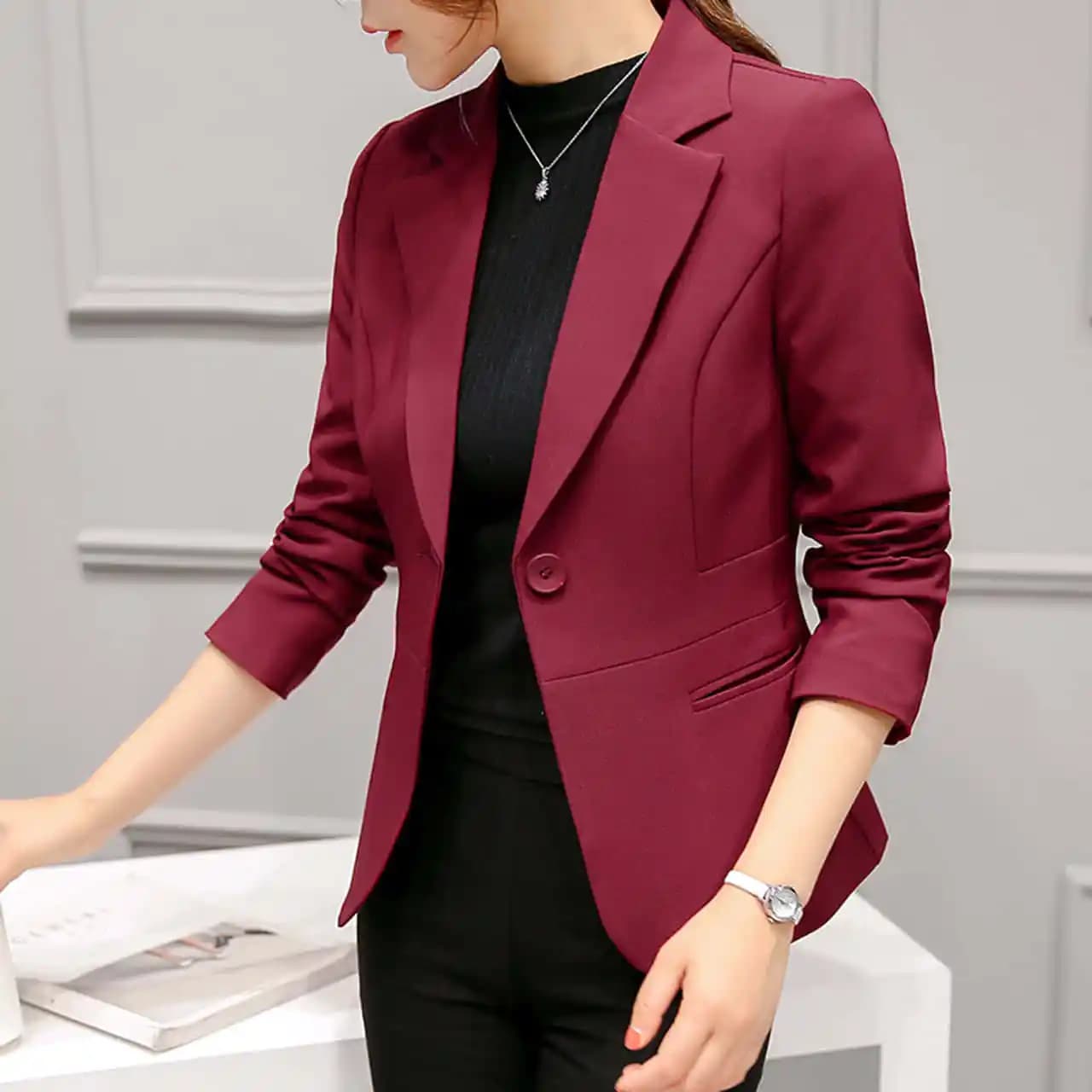 Blazer Modasının Tarihçesi ve Güncel Trendleriyle Şık Kombinasyonlar