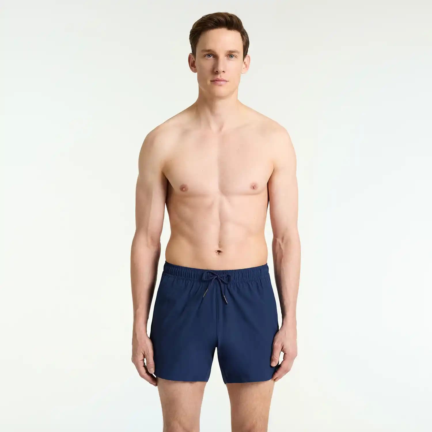 BlueMint Deniz Şortu Modası ve Konforun Bir Arada Sunulduğu Güncel Koleksiyon