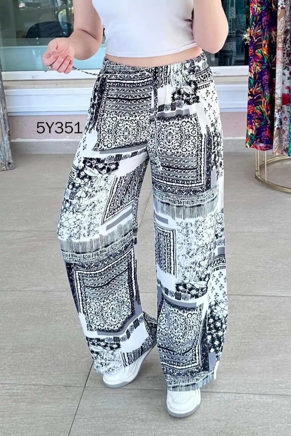 Bol Paça Viskon Pantolon: Modern Moda ve Stil İpuçlarıyla Şıklık ve Konforun Buluşması