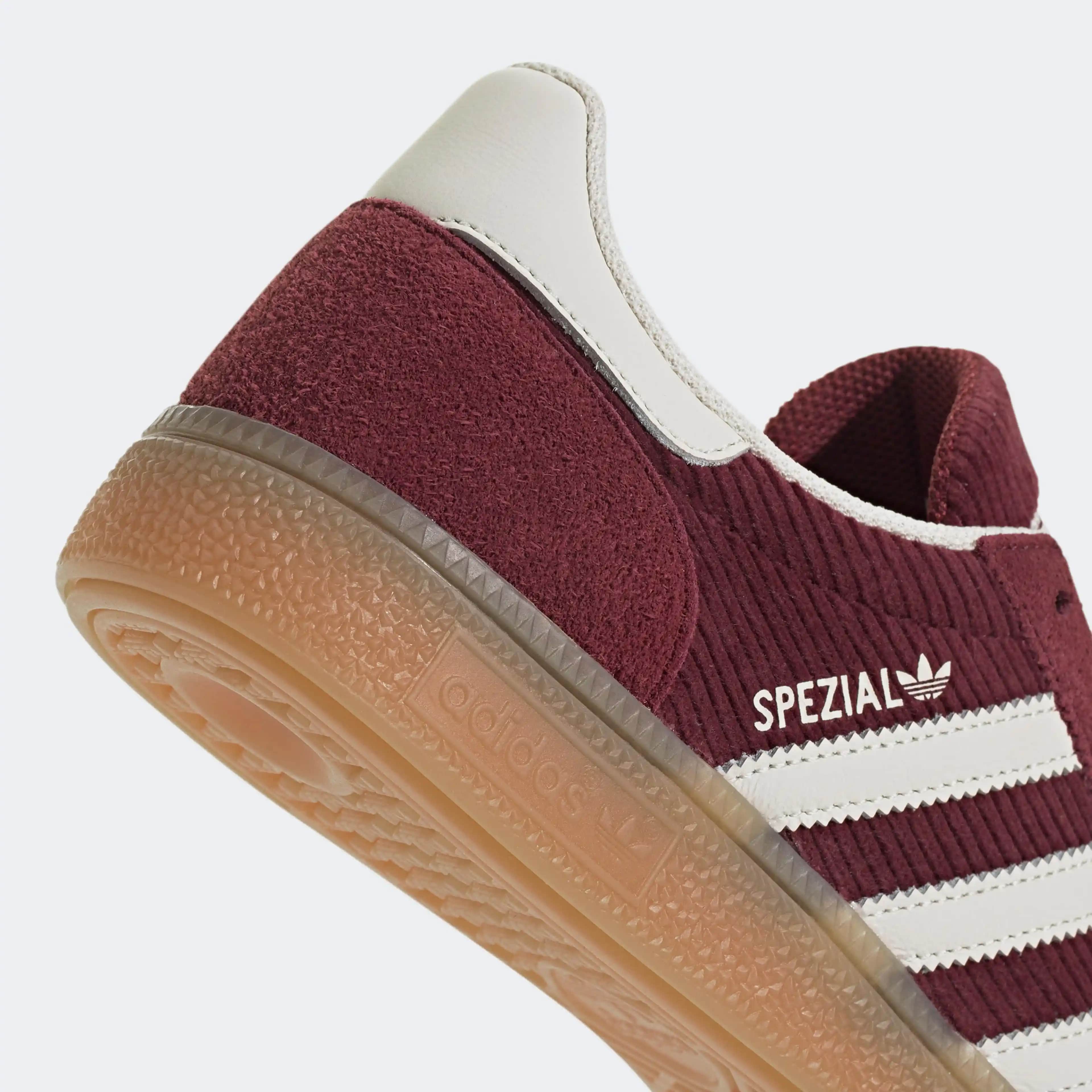Bordo Adidas Ürünleri ile Günlük ve Spor Şıklığını Yaratmanın Yolları
