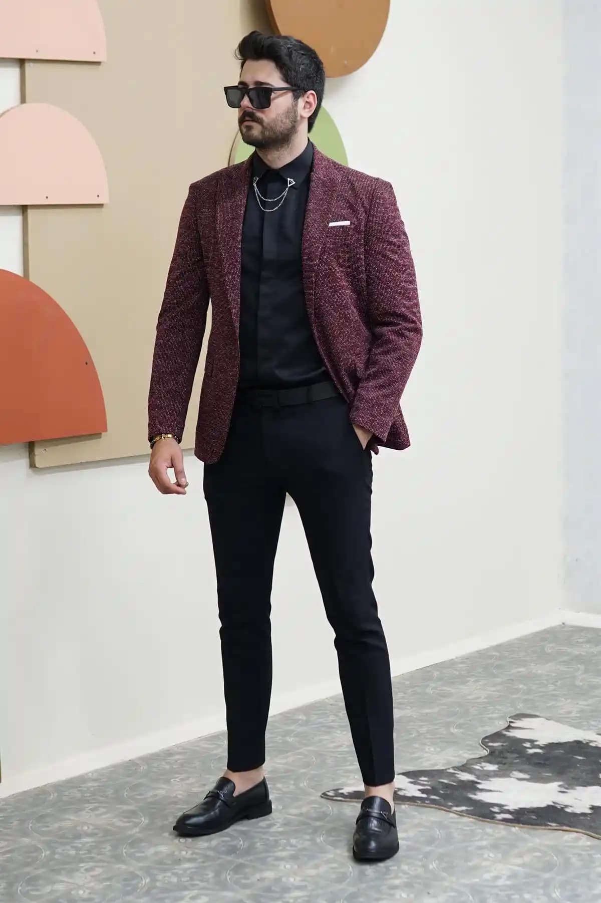 Bordo blazer ile erkek modasında şıklık ve stil ipuçlarıyla fark yaratın