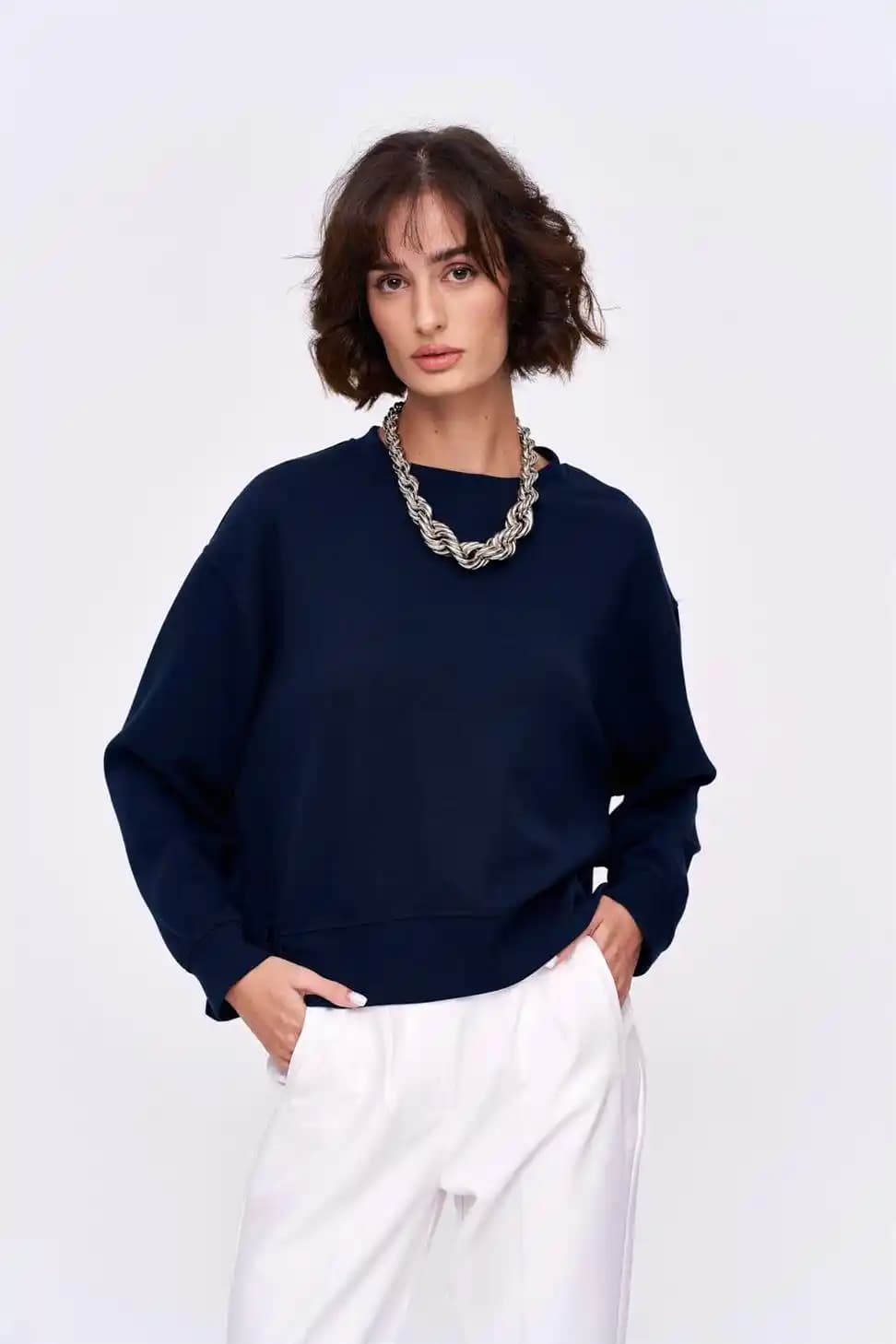 Butik Sweatshirtlerin Moda Dünyasında Yükselişi ve Stil İpuçları