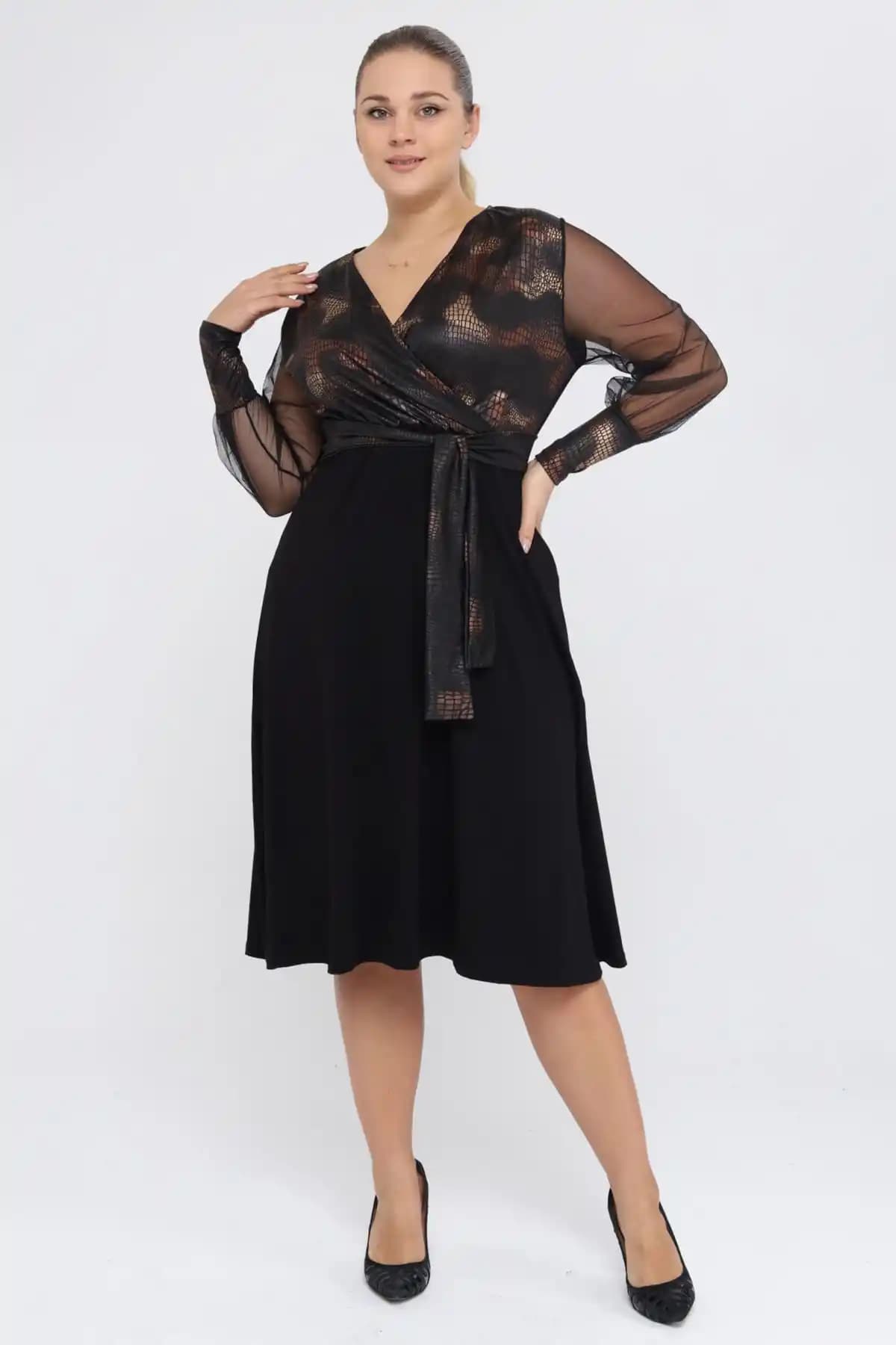 Büyük Beden Kruvaze Elbise Modelleri ve Trendleri 2023