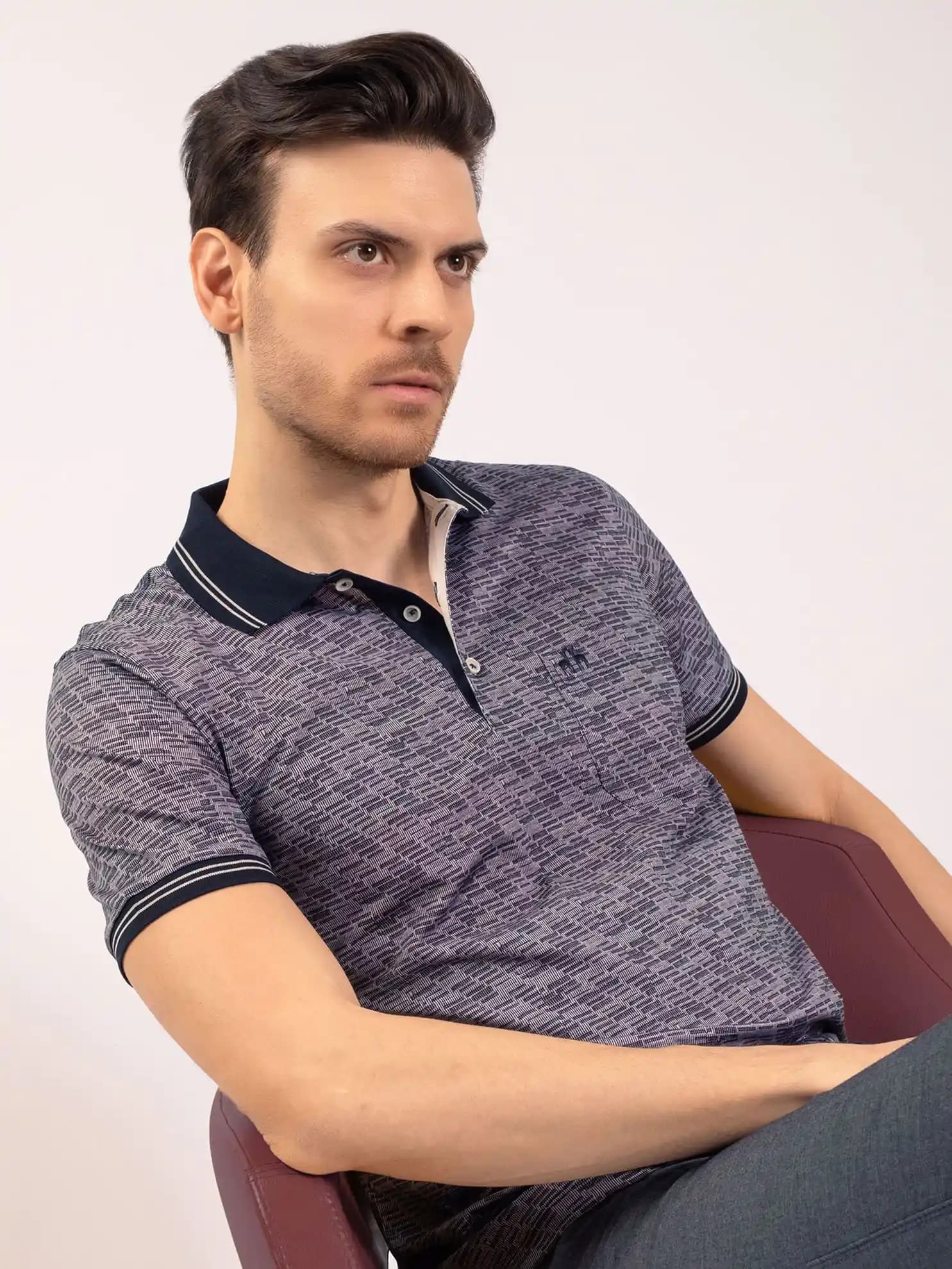 Büyük Beden Polo Yaka Tişörtler: Moda ve Konforun Uyumuyla Güncel Trendler