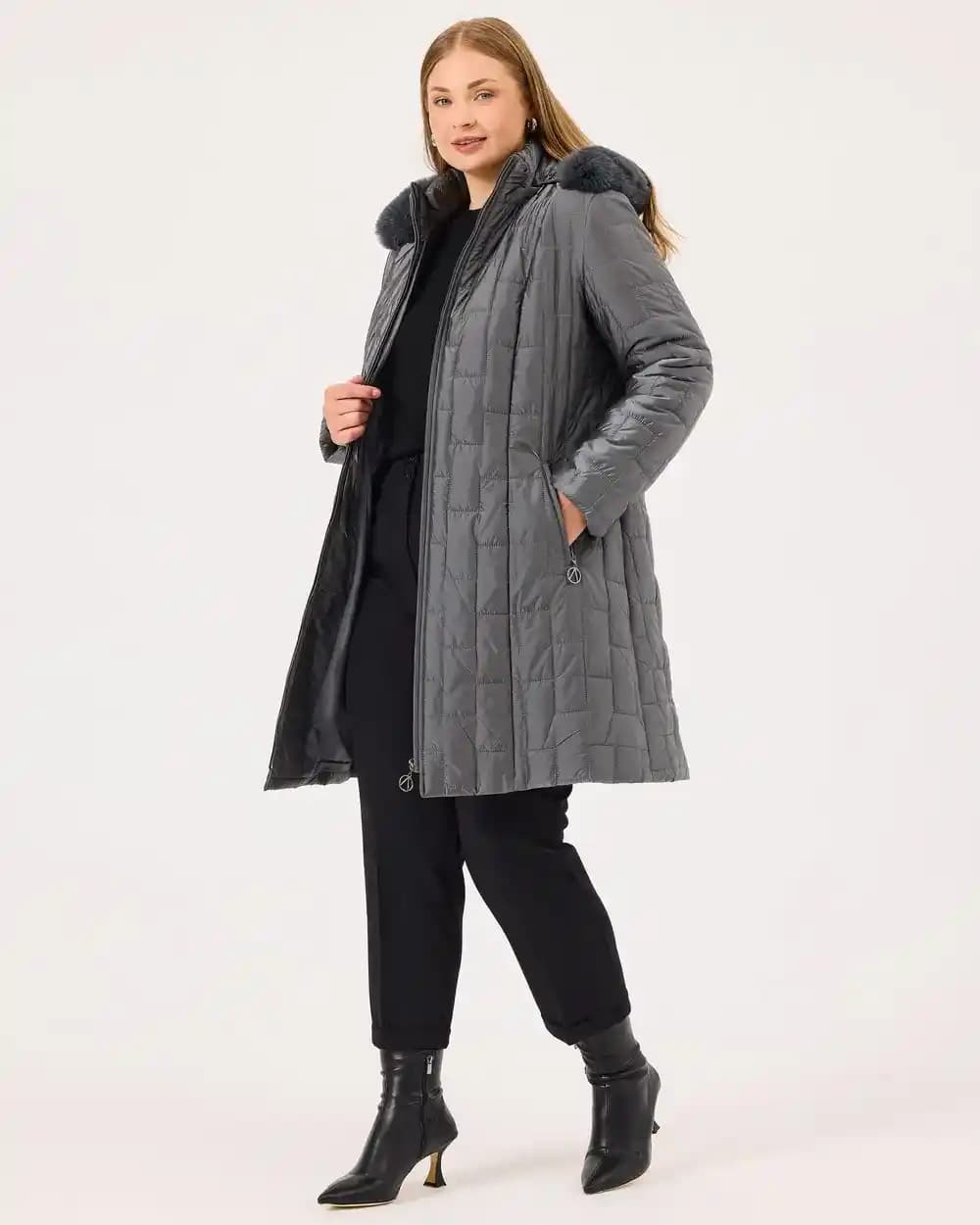 Büyük Beden Şişme Kabanlar: Kış Modasında Konfor ve Şıklık Bir Arada