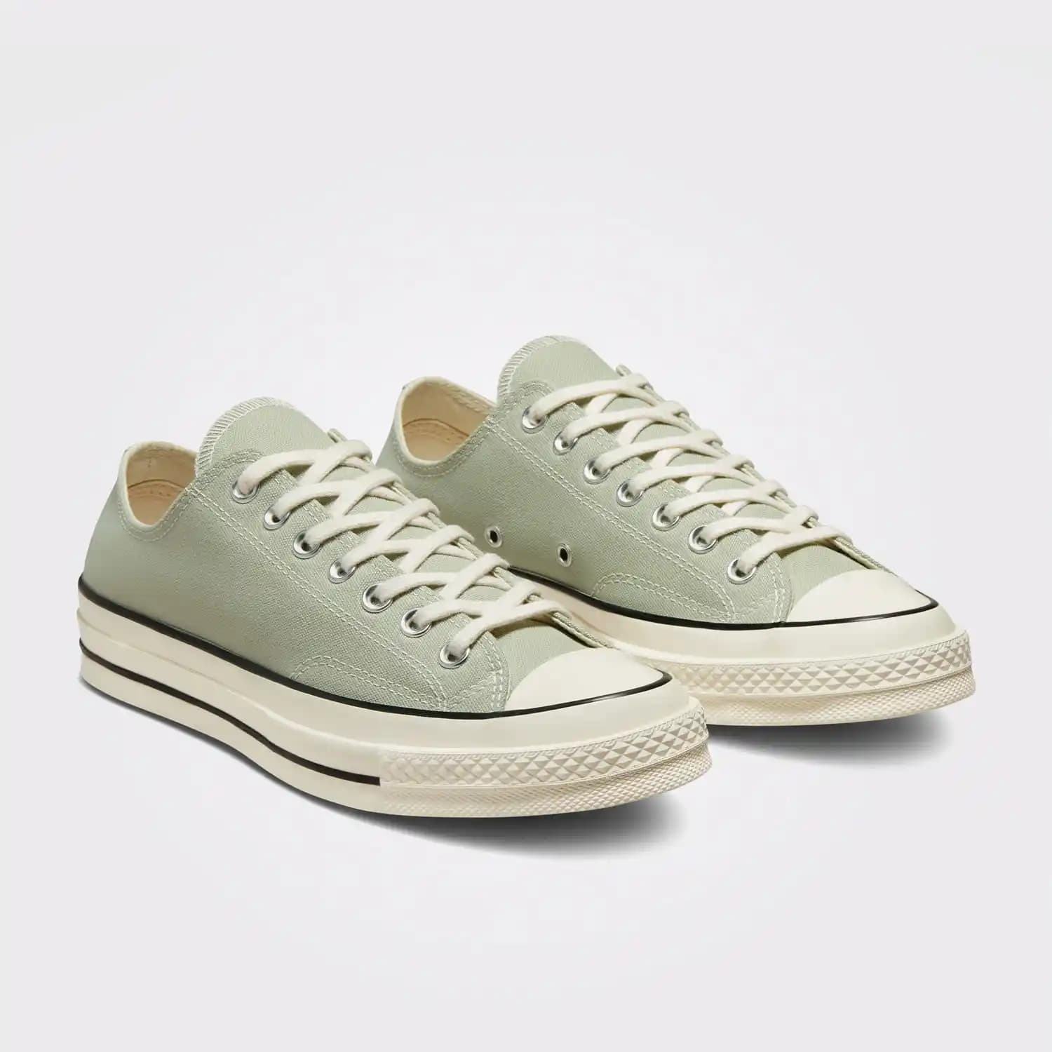 Chuck 70 Bahar Renkleri ve Moda Trendleriyle Stilinizi Yükseltin