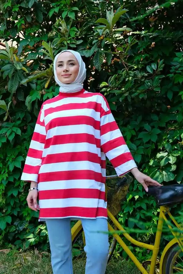 Çizgi Giyim: Moda Dünyasında Kendini İfade Etmenin Modern ve Şık Yolu