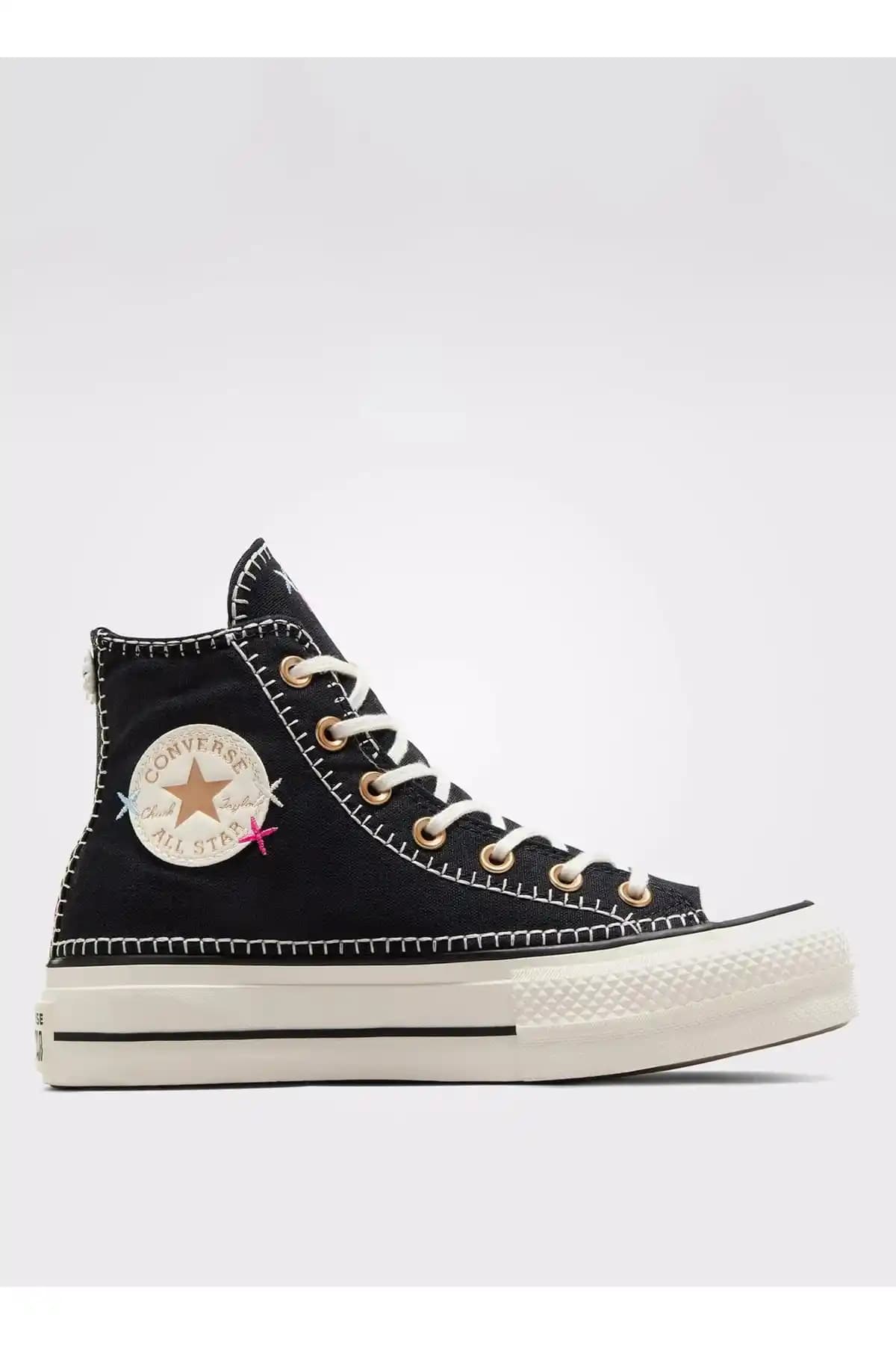 Converse Siyah Kadın Ayakkabılarıyla Tarzınızı Yansıtmanın İpuçları ve Kombin Önerileri