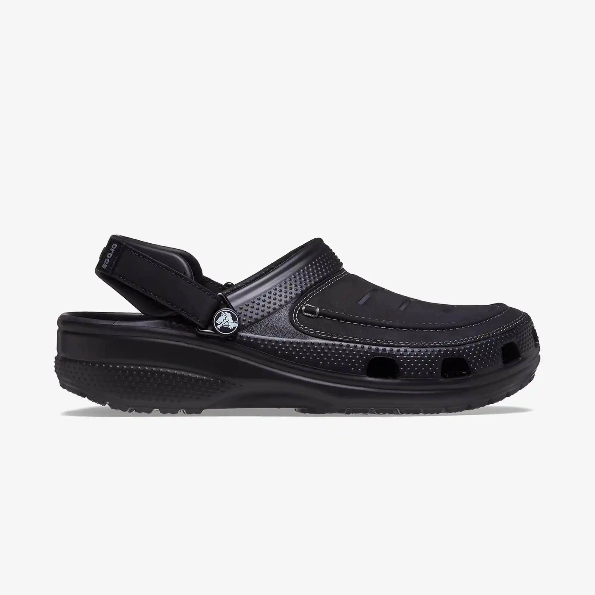 Crocs Erkek Siyah: Konfor ve Şıklığın Modern Buluşması