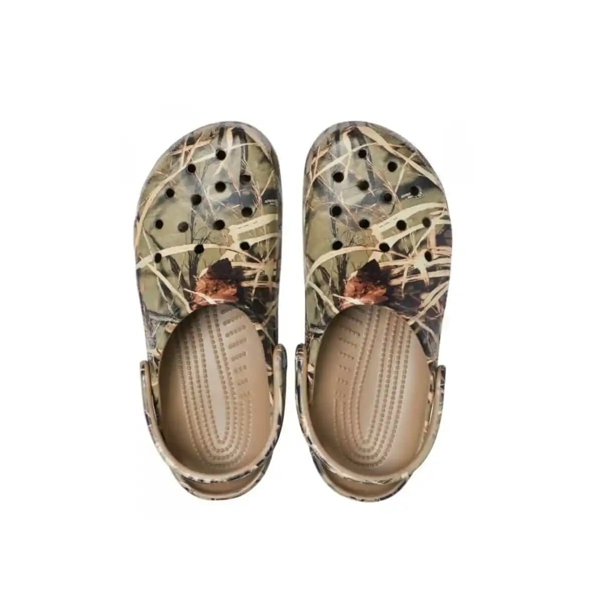 Crocs Kamuflaj Erkek Modelleri: Rahat ve Şık Günlük ve Spor Ayakkabı Seçenekleri