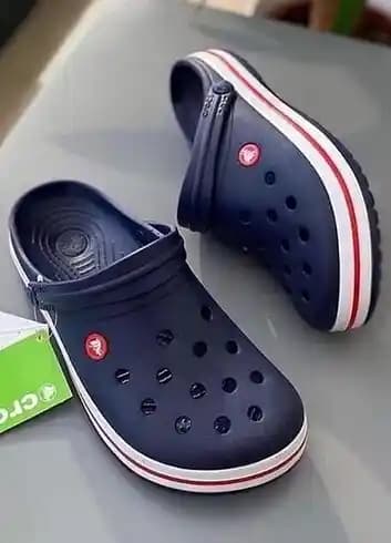 Crocs Terliklerde Yeni Sezon Trendleri Konfor ve Moda Bir Arada