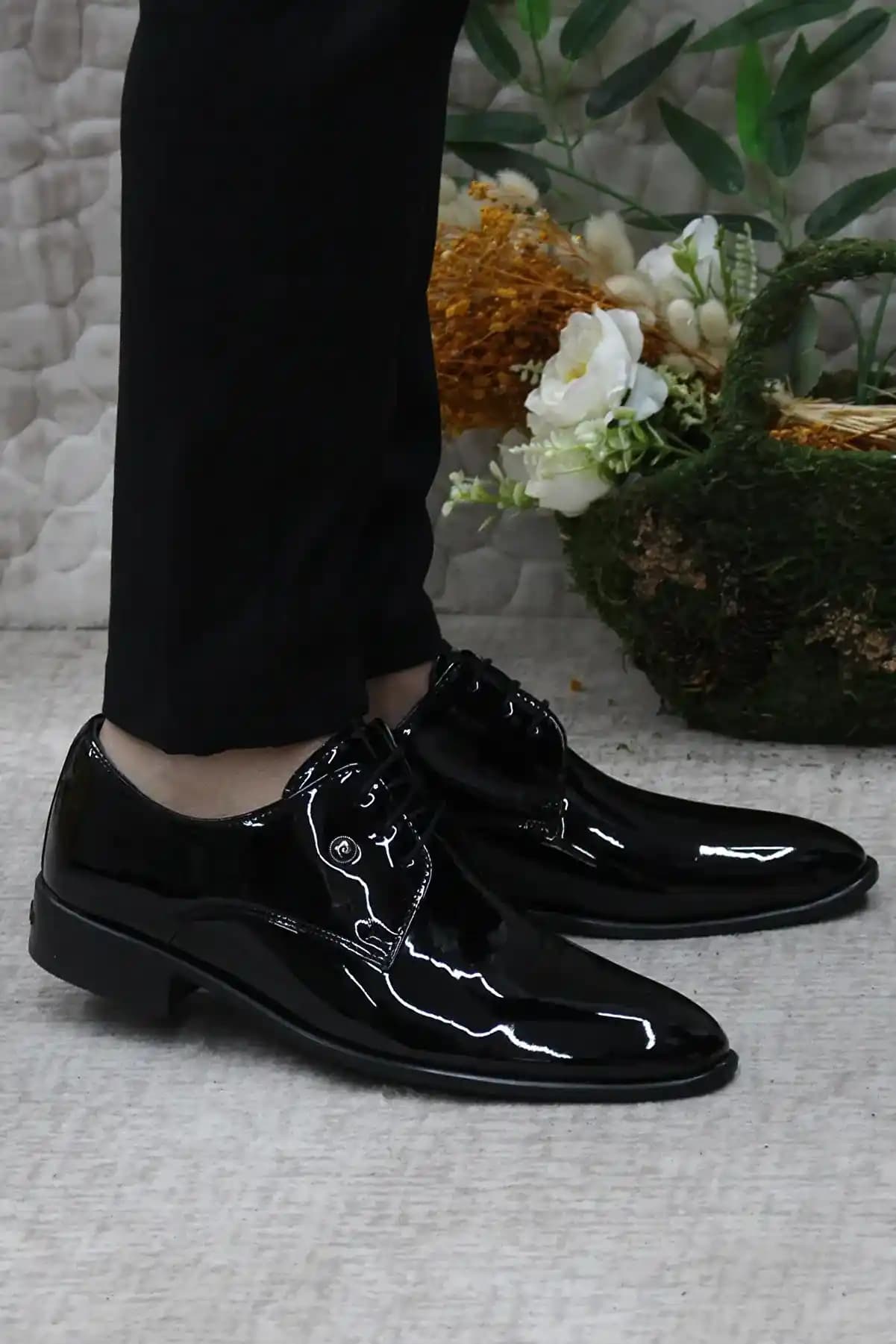 Damat Ayakkabısında Mat Finish Trendleri ve Stil İpuçları