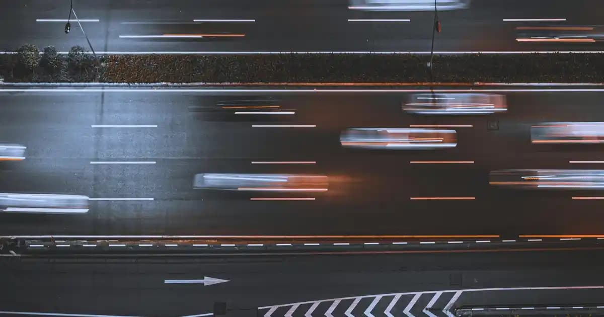 Damat Kaşe Kabanlarıyla Şıklık ve Konforu Bir Arada Yaşayın