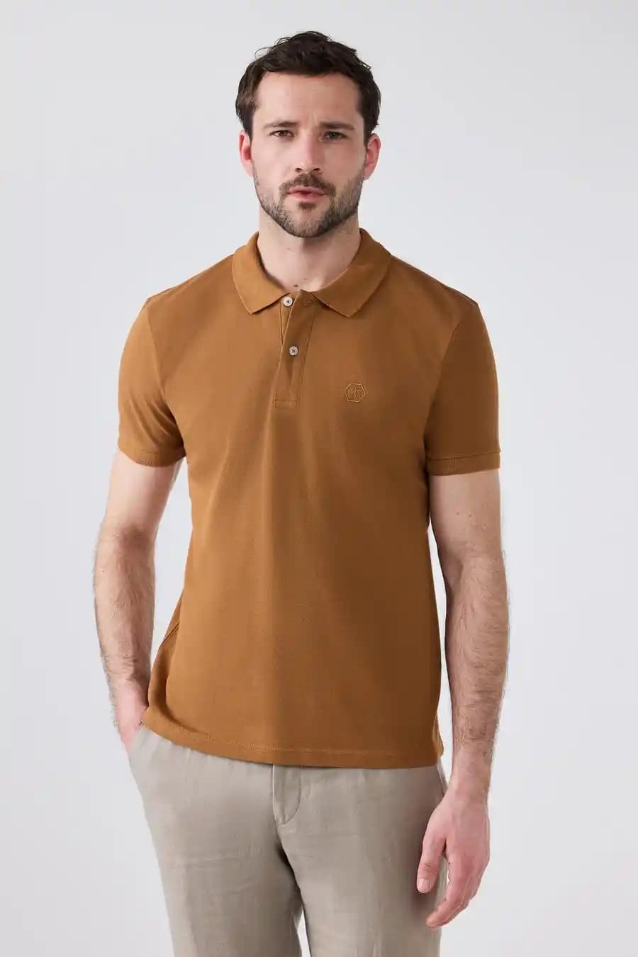 Damat Polo Yaka Tişörtler: Şıklık ve Konfor Sunan Modern ve Klasik Tasarımlar