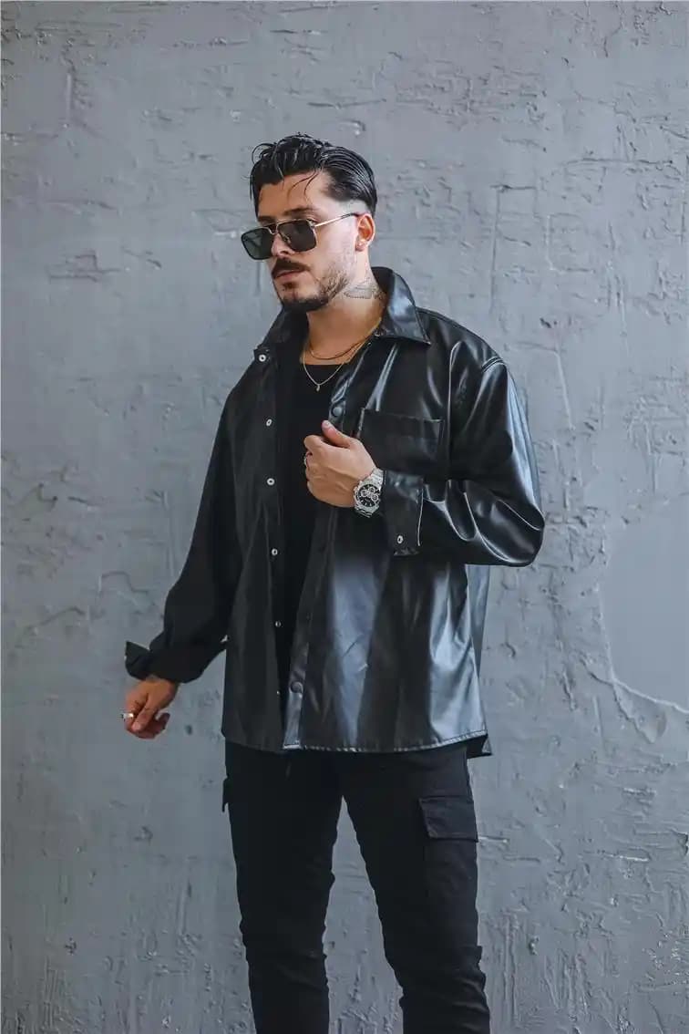 Deri Erkek Gömlekleri: Şıklık ve Dayanıklılığıyla Modern Erkeklerin Tercihi