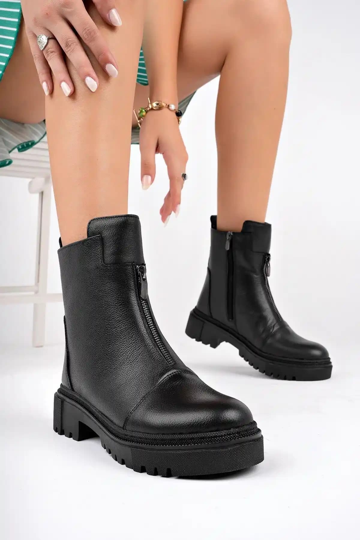 Dijital Çağda Moda: Deribot ve Teknolojilerin Moda Endüstrisine Etkisi